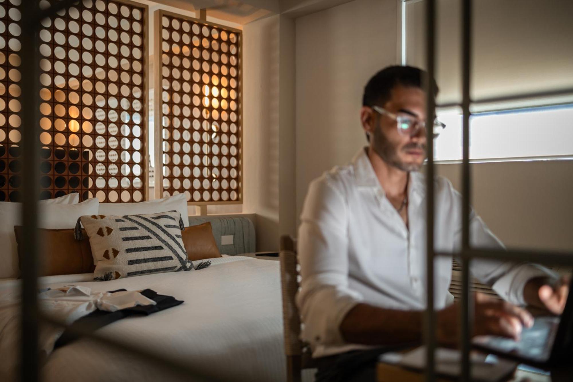 Hibird- Apartment And Suites Hotel San Juan Extérieur photo